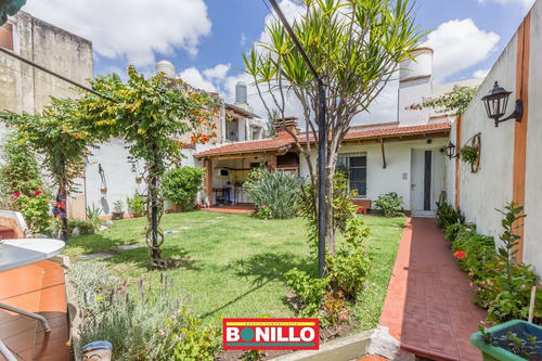 Imagen 2 de 30 de Casa 5 Ambientes Venta Villa Pueyrredon