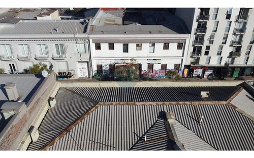 Edificio Con Anteproyecto Aprobado