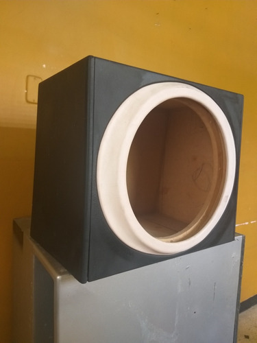 Imagen 1 de 3 de Caja Acústica O Cajón Para Bajos De 15 Pulgadas