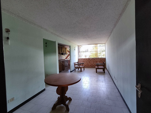 Imagen 2 de 9 de Invalmhouse Inmobiliaria. Apartamento En Venta. Nueva Casarapa Sector El Tablón. Guarenas-edo. Miranda