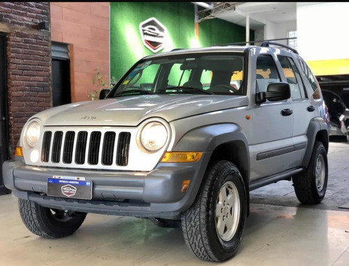 Jeep Cherokee 2.4 Sport