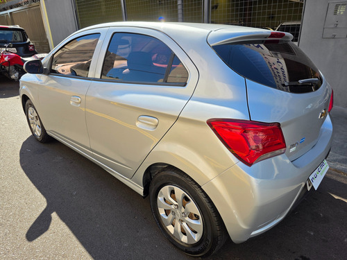 Chevrolet Onix 1.0 Lt 5p