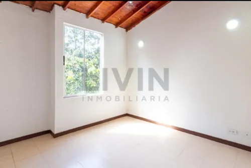 Casa Unifamiliar En Unidad Cerrada