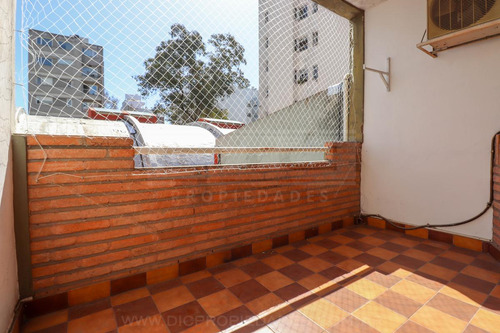 Departamento 3 Dormitorios Venta - Olivos