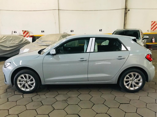 Imagen 13 de 15 de Audi A1 30 Tfsi Usado