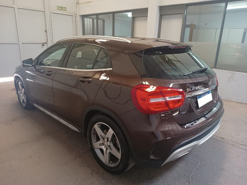 Imagen 6 de 8 de Mercedes Benz Gla 250