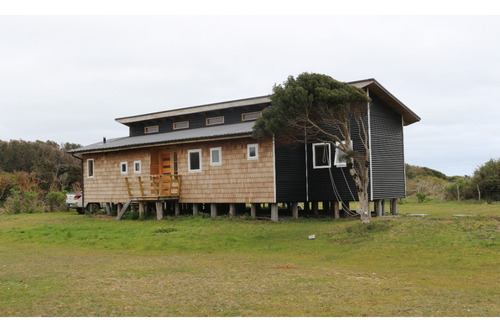 Excelente Casa A Metros De La Playa Y Del Parque Nacional