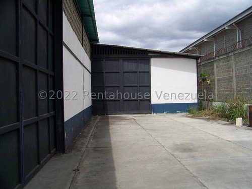 Ji 24-2888. Alquiler De Galpón De 2000m2 Ubicado En Guarenas. Rah
