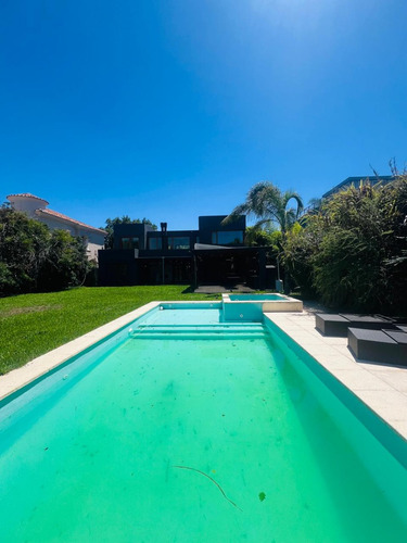 Venta Casa Sobre Lote Al Río En Santa Catalina Villanueva