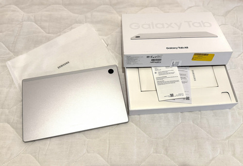 Tablet Samsung Galaxy Tab A8 10.5'' 64gb + 4gb Ram Wifi Plateado (Usado)