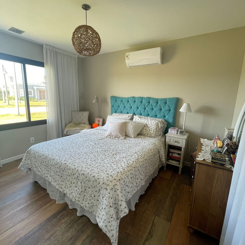 Hermosa Casa En Alquiler 3 Dorm Y Servicio En La Tahona Barrio Privado