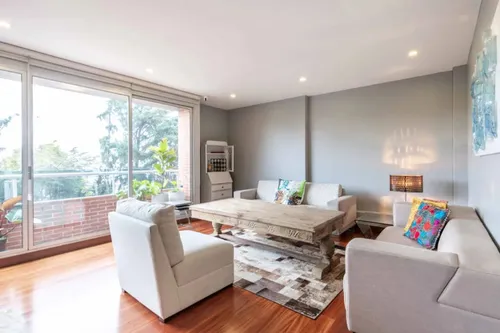 Apartamento En Venta En Los Rosales. Cod V14051
