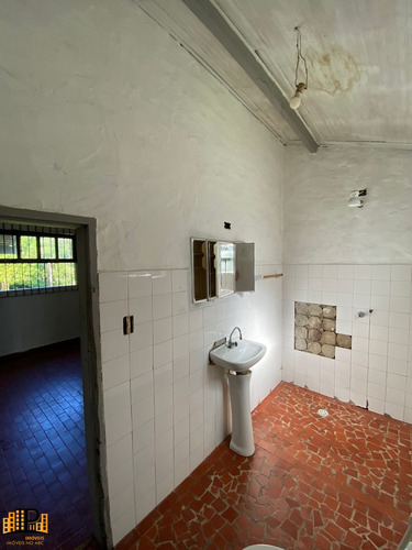 Imagem 26 de 30 de Chácara À Venda 7.500m2 Terreno Contendo Agua, Energia Elétrica, Casa Localizada Na Estrada Dos Borges Bairro Barrinha - São Lourenço Da Serra/sp - Ch07793 - 70644167