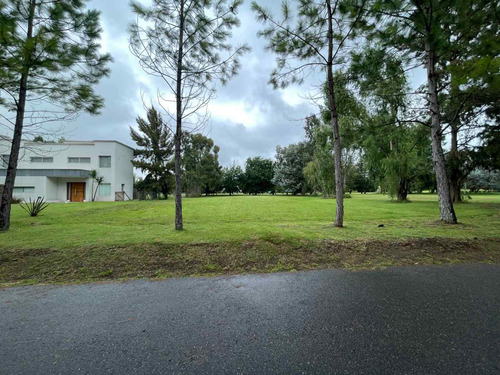 Venta Lote Interno Miralagos Club Campo Golf Spa