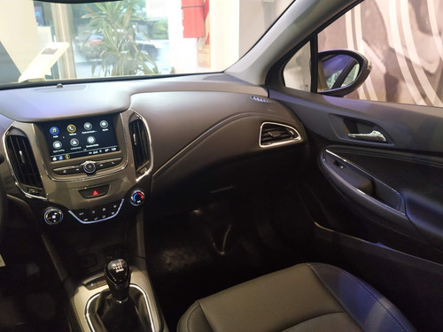 Imagen 12 de 15 de Chevrolet Cruze Lt 4 Ptas Manual 0km 2022 Malvinas Vm