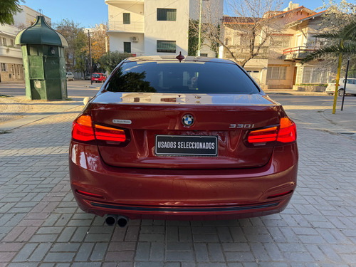 BMW Serie 3 330i Sportline Shadow 252CV AT8