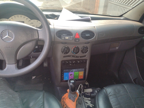 Imagem 9 de 10 de Mercedes-benz Classe A 2004 1.6 Classic 5p