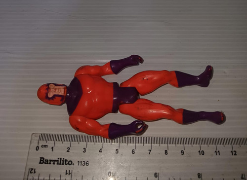 Marvel Super Heroes Secret Wars Magneto (Usado)