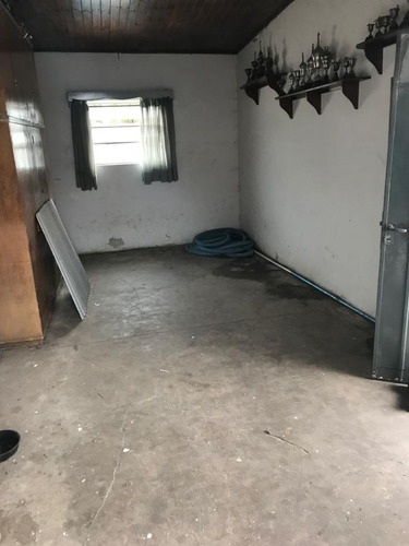 Venta Casa 3 Amb. 2 Dorm. 1 Baño Y Local - Lobos