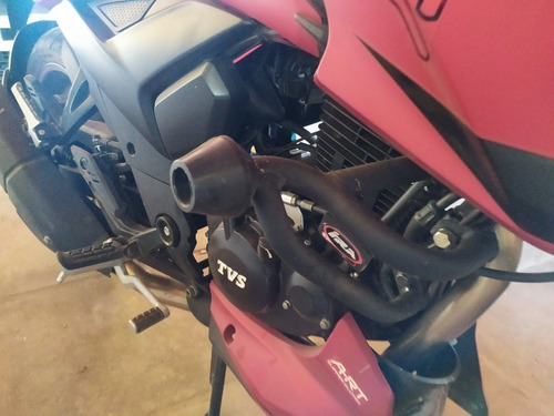 Imagen 10 de 13 de Tvs Rtr 200 Fi 4v - Equipada Para Viajar...