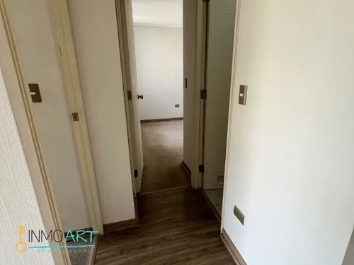 Departamento En Arriendo De 2 Dorm.+ Estacionamiento, Te