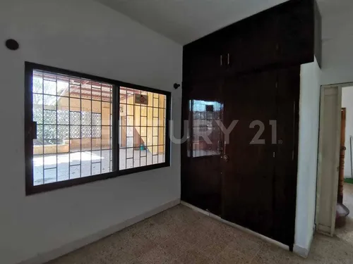 Casa En Venta, Col. El Zapotal, Acayucan, Ver.