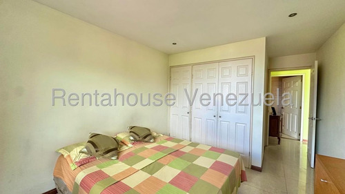 Apartamento En Alquiler En Lomas Del Sol 25-16434 Yf