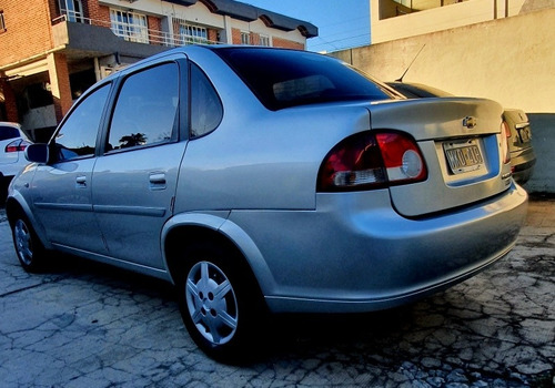 Imagen 4 de 9 de Chevrolet Classic 2013 1.4 Ls