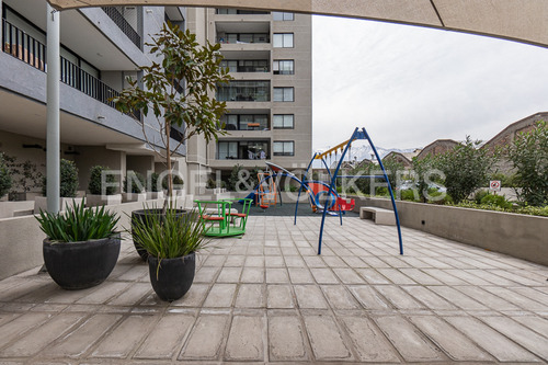 Dpto. 2d/2b/e/b Metro Rodrigo De Araya