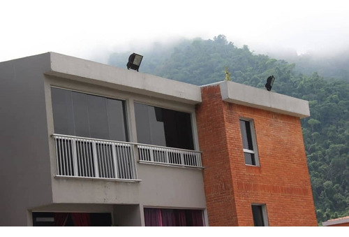 Imagen 2 de 4 de Se Vende Espectacular Penthouse En El Gianny