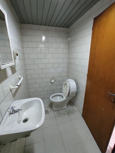 Imagen 8 de 8 de En Venta! Excepcional Galpón En Barrio Villa Soldati.