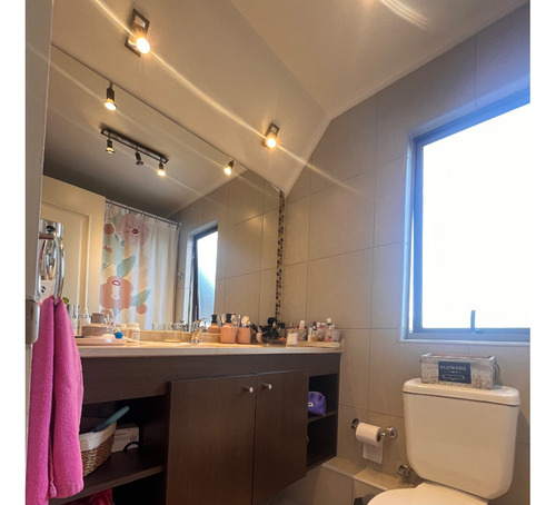 Vende Casa En Avenida Oriente, Los Ángeles
