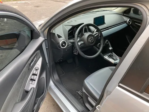 Mazda 2 1.5 Grand Touring Lx Sedan