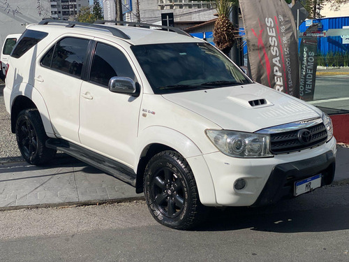 Toyota Hilux SRV 4x4 4.0 V6 24V Aut.