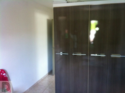 Imagem 9 de 14 de Ótimo Sobrado, Com 3 Dorms Sendo 1 Suíte - Di8098