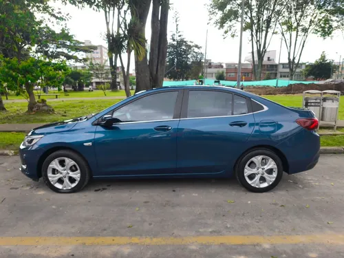 Chevrolet Onix 1.0T Premier Sedan At