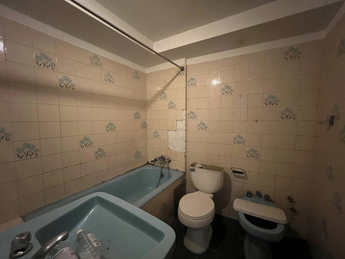 Venta Depto Para Renovar 3d, 3b 2e 1b Metro Ñuñoa