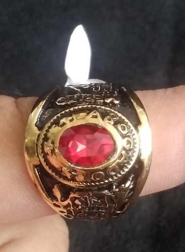 Anillo De Grado Abogado En Acero Dorado Talla 11 Nuevo.