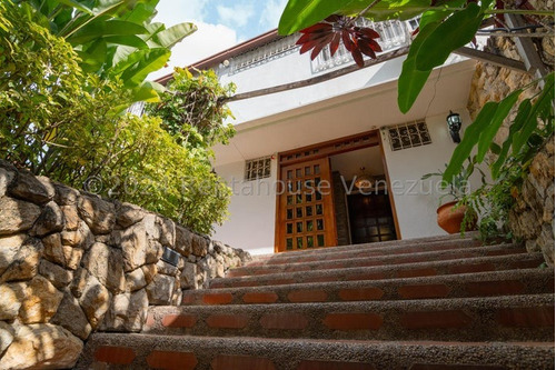 Hermosa Casa Remodelada En Terrazas Del Club Hipico