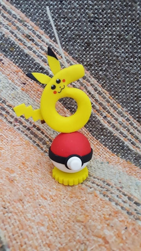 Vela De Pokemon En Porcelana Fria
