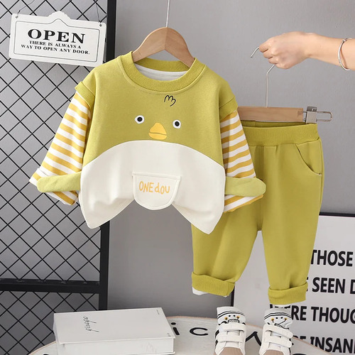 Conjunto De Sudadera Y Pantalones Con Dibujos Animados Para