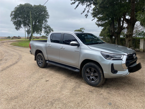 Toyota Hilux 2.8 Tdi Cd Srv 4X4 Mt