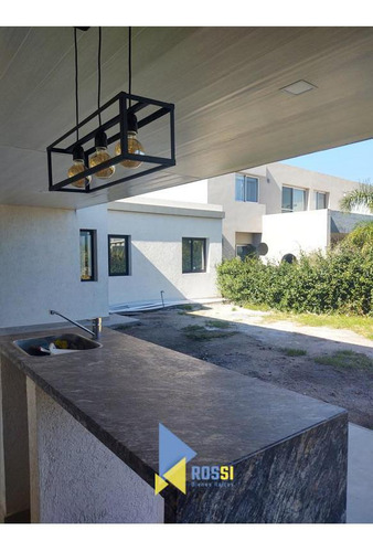 Imagen 11 de 30 de Vendo Casa En Verandas Siete Soles Con Vista A Espacio Verde 3 Dorm Escritorio