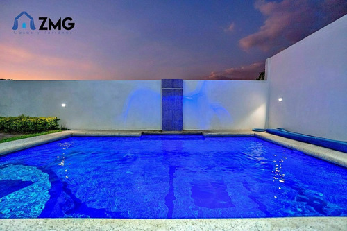 Casa Con Alberca Zona Bosques De Santa Anita