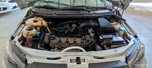 Imagem 2 de 11 de Volkswagen Voyage 2020 1.6 Msi Total Flex 4p