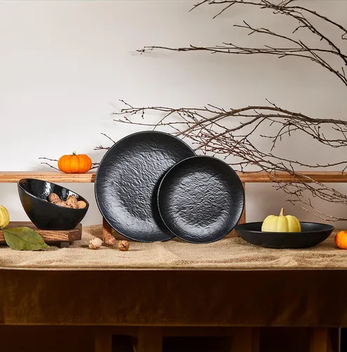 Plato Melamina Negra 20 Cm Linea Tilda