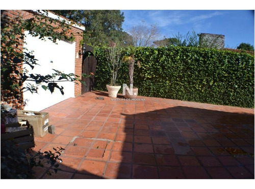 Casa En Venta Zona Mansa Punta Del Este Con Renta - Ref: 1006