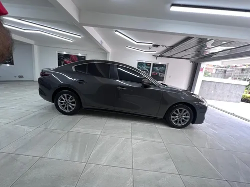 Mazda 3 Touring AT 2.0 2022