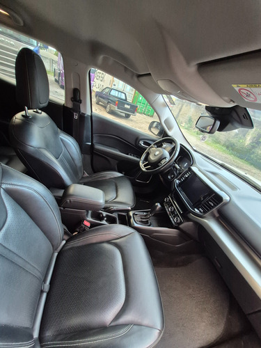 Fiat Toro 2.0 Volcano 4x4 Aut. 4p Automática