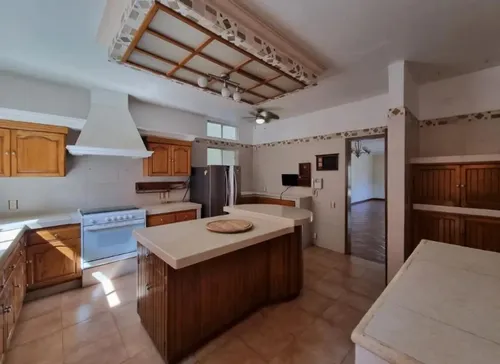 Casa En Renta En La Toscana, Acapatzingo Cuernavaca Morelos.